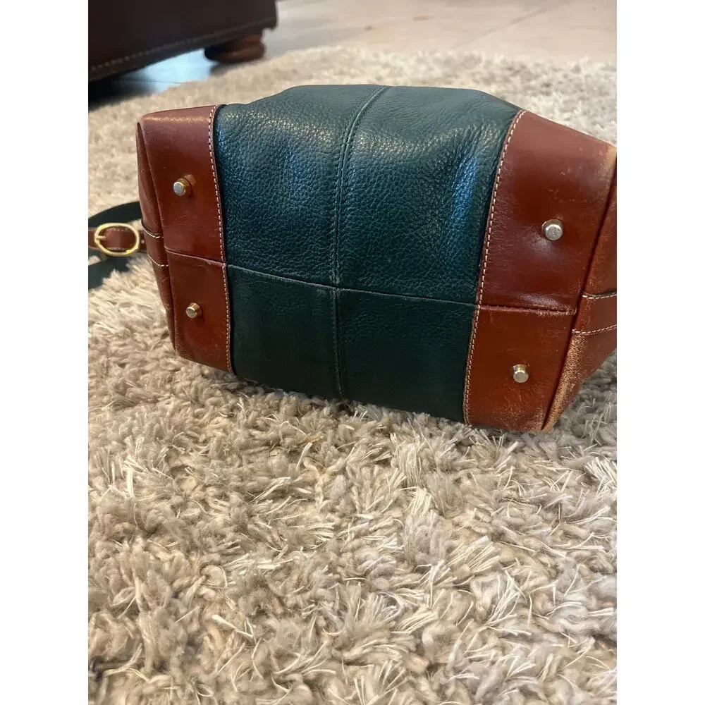 Vintage Bally leather two-tone shoulder  crossbody bag  with brown trim